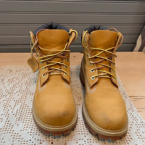 Timberland 6-Inch Premium Size 3M Boot Kids Wheat Leather Lace-up Waterproof - Picture 2 of 9